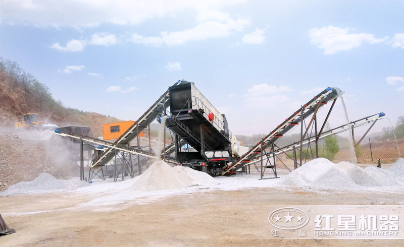 車載流動式制砂機作業現場實拍 車載流動式制砂機作業現場實拍