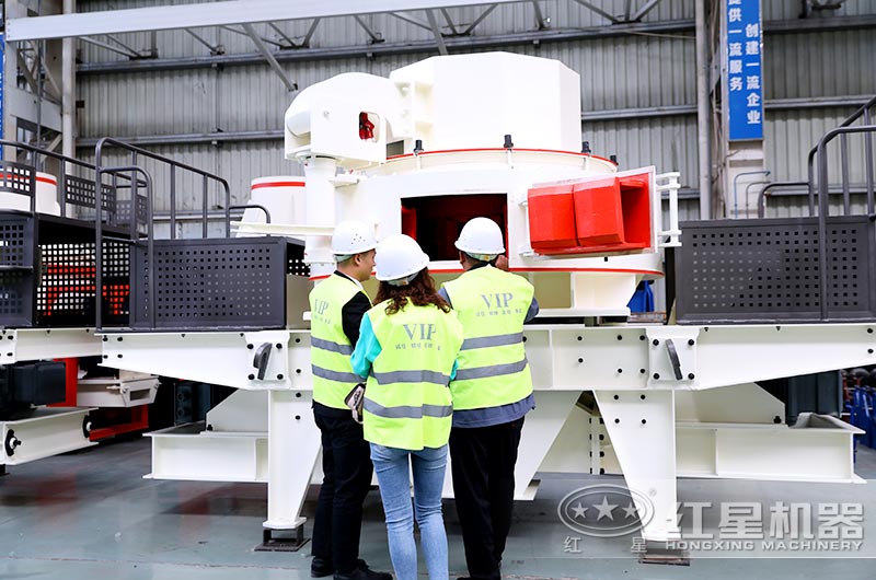 客戶前來廠區進行參觀考察