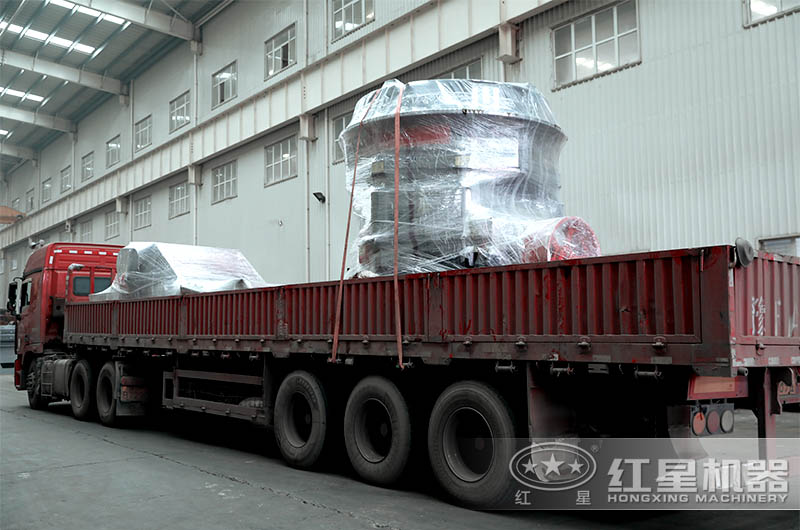紅星大型碎石機設備發貨現場